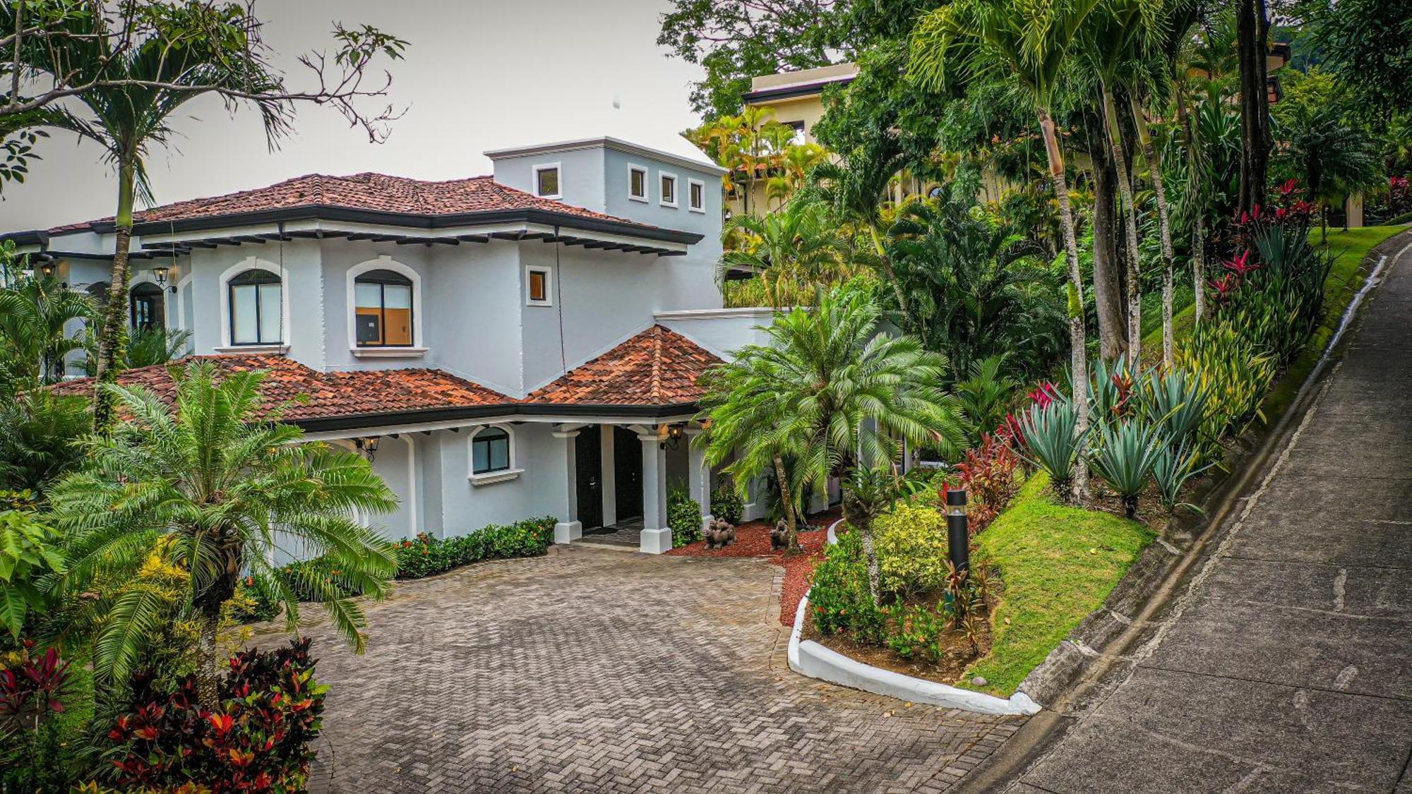 Stay In Cr Los Suenos Condos Jaco Exterior photo