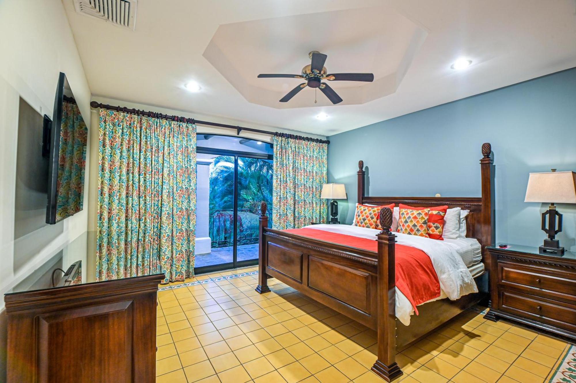 Stay In Cr Los Suenos Condos Jaco Room photo